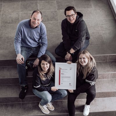 ISO Zertifizierung Gruppenbild