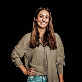 Julia Eder