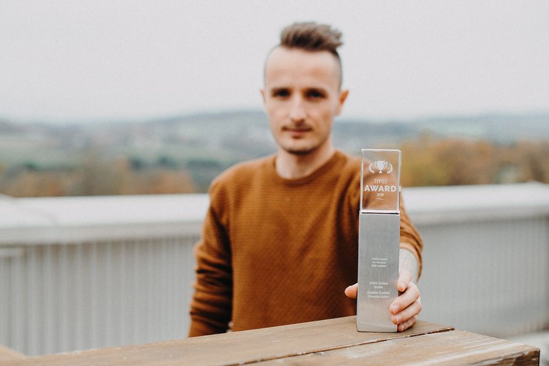 Daniel mit Award