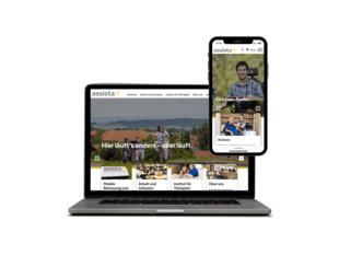 Screen Mockup der Assista Website am Laptop und Smartphone