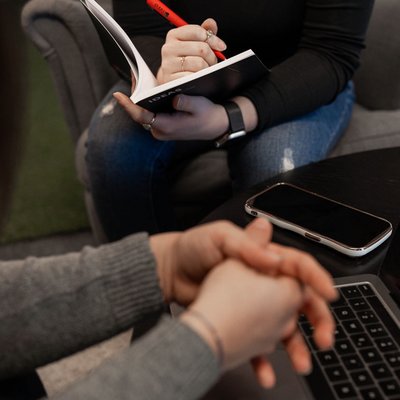 SIWA Mitarbeiterinnen mit Checkliste