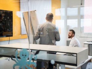 Strategiebesprechung Pimcore Experte und Head of Sales bei SIWA